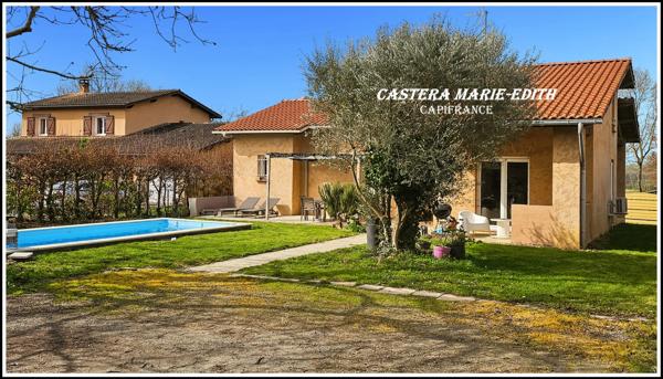 Maison PLAIN-PIED 110,23 M² - 6 pièces - 3 chambres + Mezzanine -Garage - Piscine neuve - PARCELLE 949 M² SEGOUFIELLE (32)