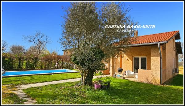 Maison PLAIN-PIED 110,23 M² - 6 pièces - 3 chambres + Mezzanine -Garage - Piscine neuve - PARCELLE 949 M² SEGOUFIELLE (32)