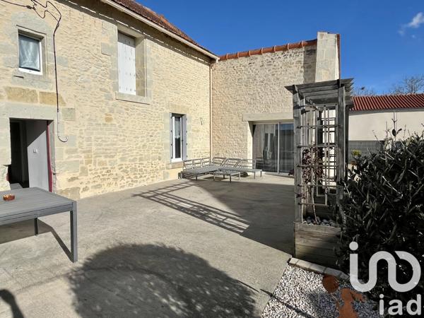House for sale 4 rooms 156 m² Availles-en-Châtellerault