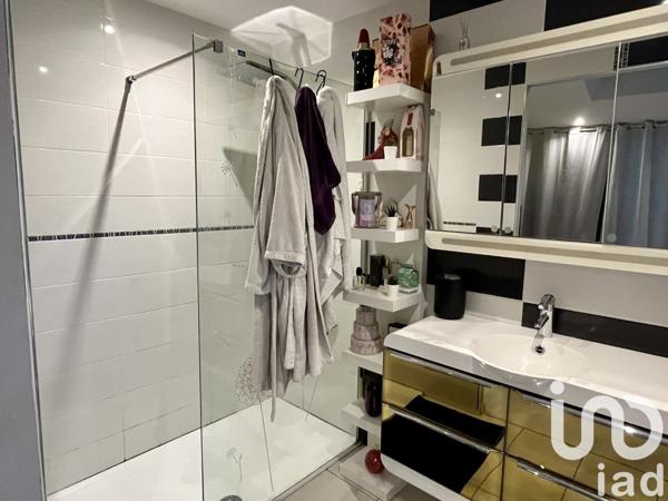 House for sale 4 rooms 156 m² Availles-en-Châtellerault