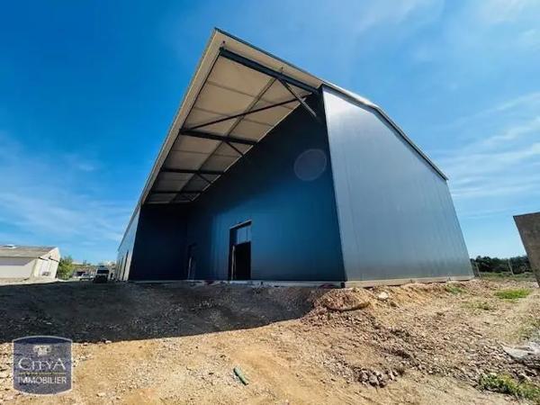 Local commercial à louer 400m²