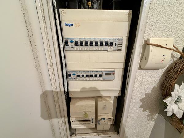 – Appartement T3 de 60,90 m² + Loggia 16,20 m²