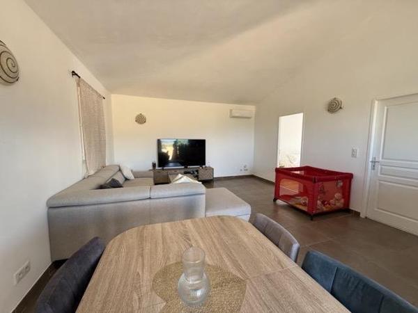 Vente / Maison mitoyenne à Sari-Solenzara (20145)