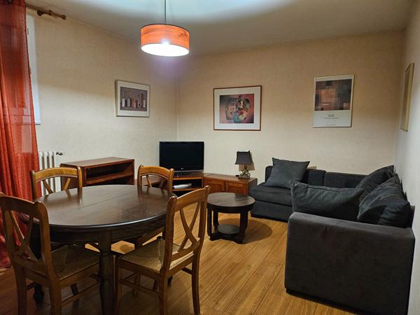 Appartement meublé T4