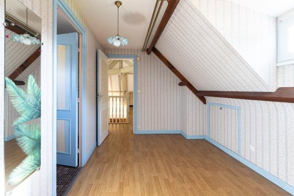 Vente / Maison d'architecte à Buros (64160)