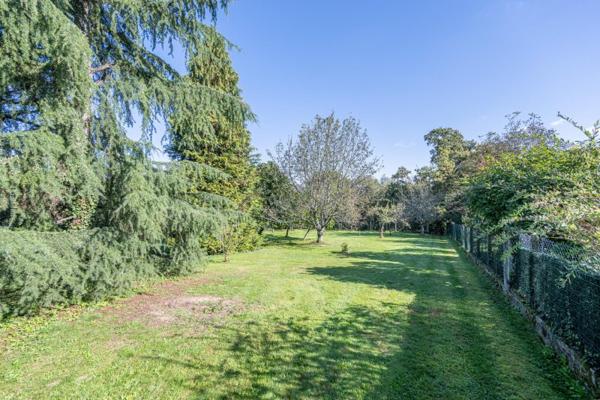 Vente / Maison d'architecte à Buros (64160)
