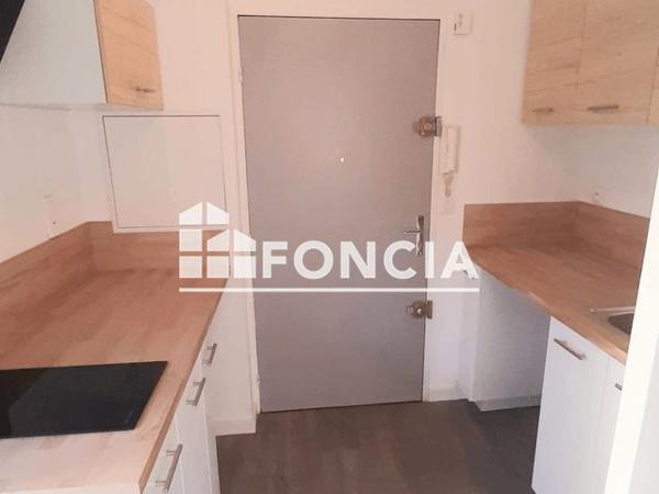 Location Studio 25.7 m² - Marseille 13013