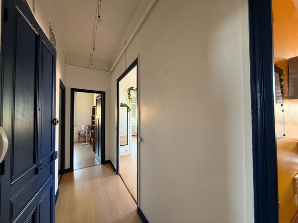 APPARTEMENT MEUBLE AU CENTRE VILLE DE CARCASSONNE