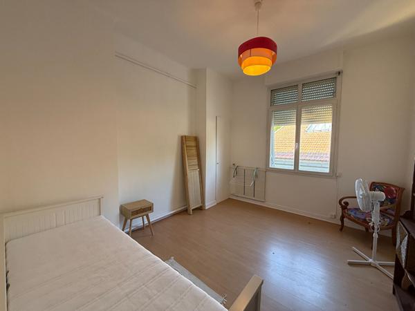 APPARTEMENT MEUBLE AU CENTRE VILLE DE CARCASSONNE
