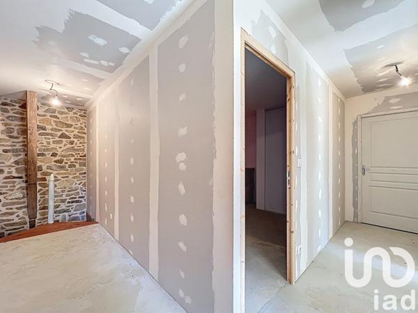 Maison 7 pièces de 155 m² à Chamboulive (19450)