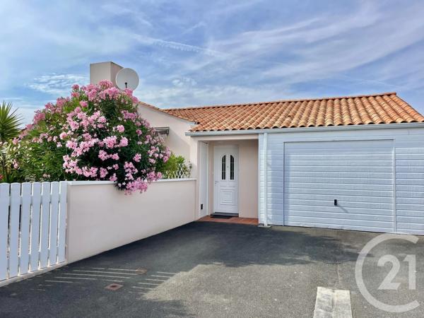 Maison à vendre  4 pièces - 91,58 m 2   LE FENOUILLER  - 85