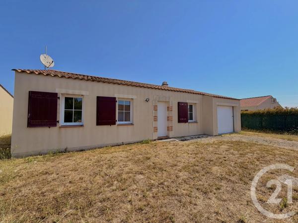 Maison à vendre  4 pièces - 91,58 m 2   LE FENOUILLER  - 85