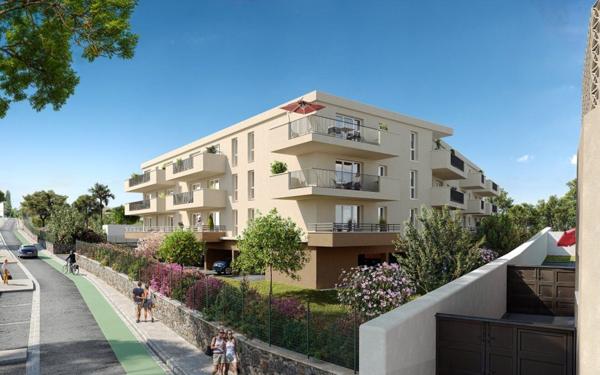 Appartement à vendre    3 pièces •  Toulon