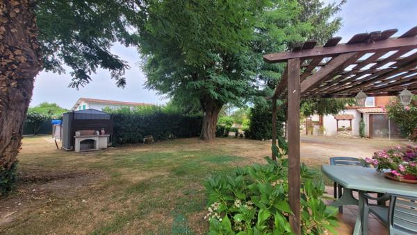 Maison de caractère + logement neuf indépendant – Terrain 1 500 m²