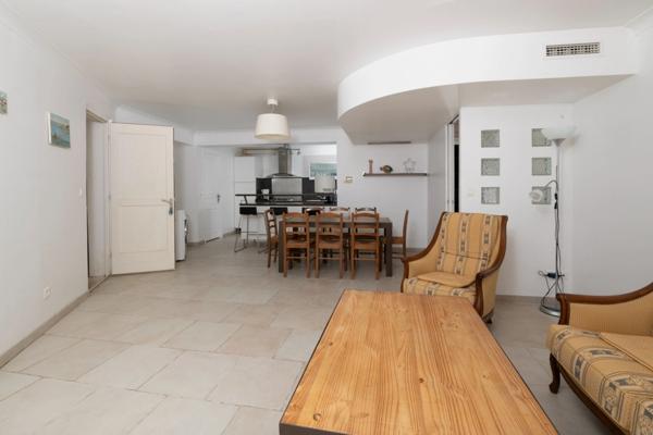 Maison à vendre 7 pièces SOLLIES TOUCAS (83)