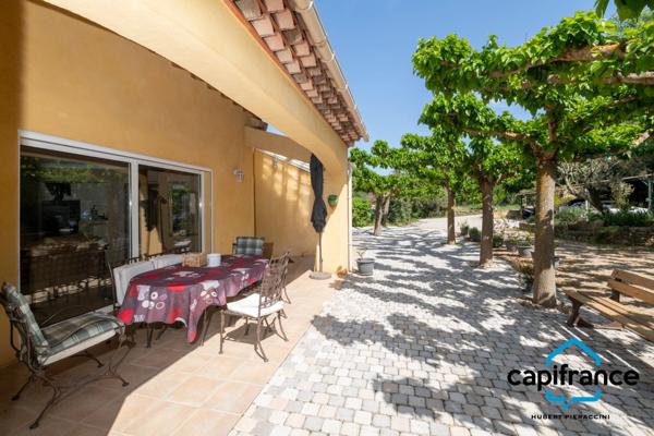 Maison à vendre 7 pièces SOLLIES TOUCAS (83)