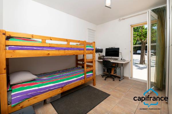 Maison à vendre 7 pièces SOLLIES TOUCAS (83)