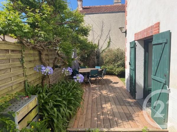Maison à vendre  5 pièces - 124,81 m 2   PORNIC  - 44