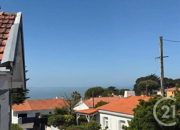 Maison à vendre  5 pièces - 124,81 m 2   PORNIC  - 44