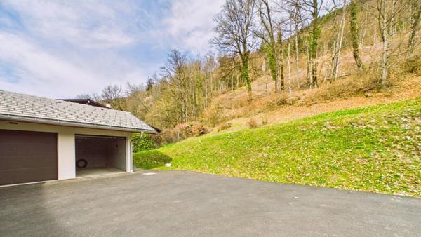 Haute Savoie (74), à vendre SAMOENS - Domaine skiable Grand Massif - Appartement T4 93 m²