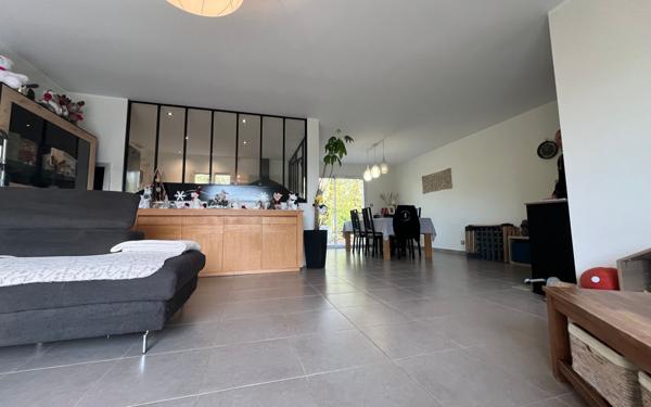 Maison à vendre    5 pièces •  Fressines