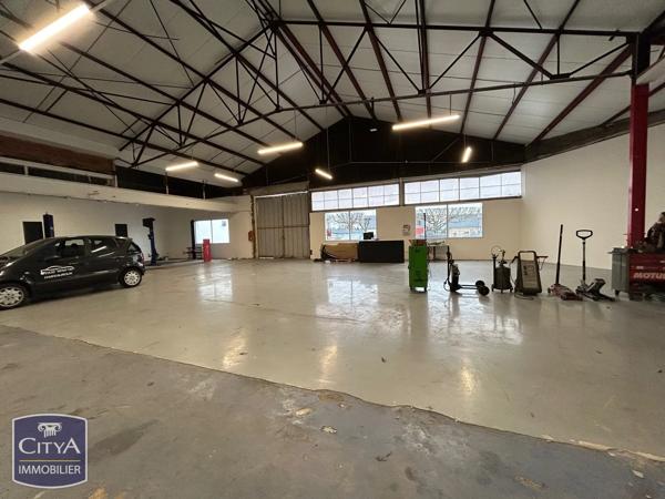 Local professionnel à vendre 1603m² Châteauroux (36000)