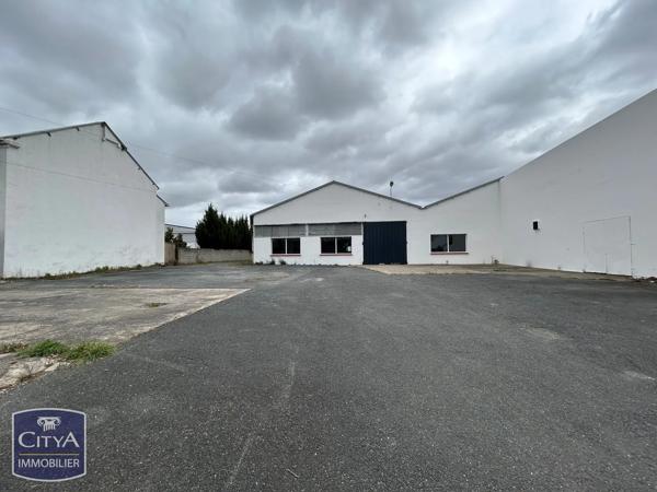 Local professionnel à vendre 1603m² Châteauroux (36000)