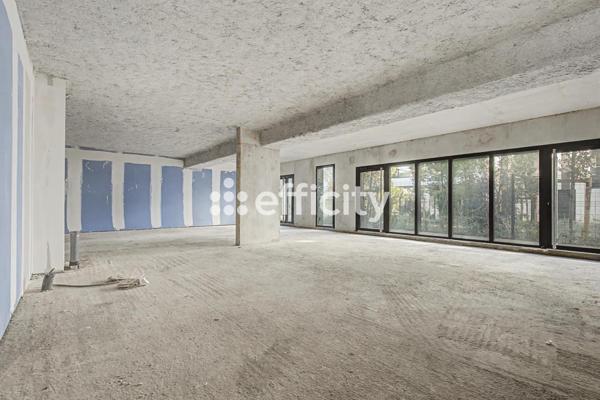 Local Commercial - 398 m²