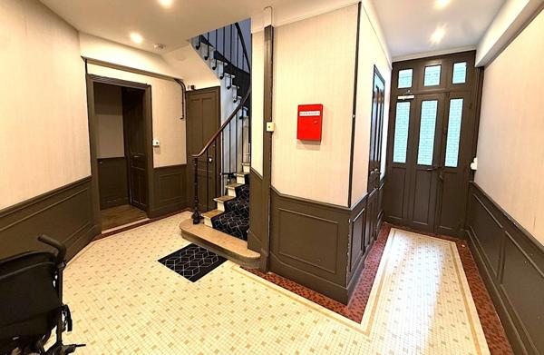 Appartement rénové à vendre VIEUX PUTEAUX (92)