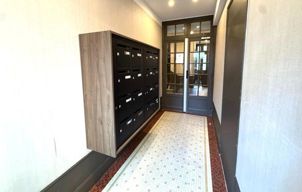 Appartement rénové à vendre VIEUX PUTEAUX (92)