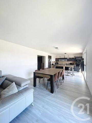 Appartement F5 à vendre  5 pièces - 93,21 m 2   CLERMONT FERRAND  - 63