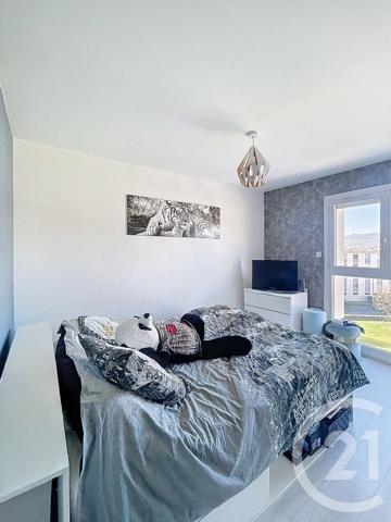 Appartement F5 à vendre  5 pièces - 93,21 m 2   CLERMONT FERRAND  - 63