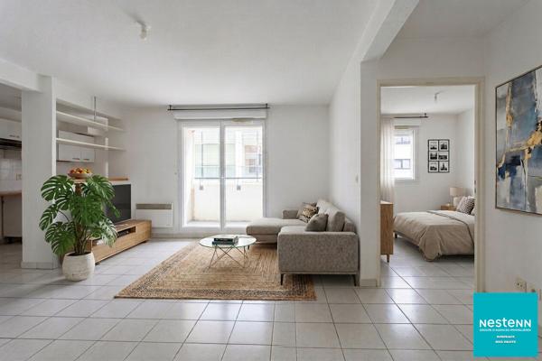 Appartement Bordeaux 2 pièces 51 m² avec Loggia et Parking