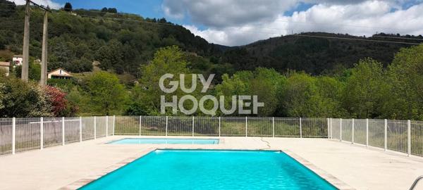 Agréable Maison de 4 pièces avec piscine