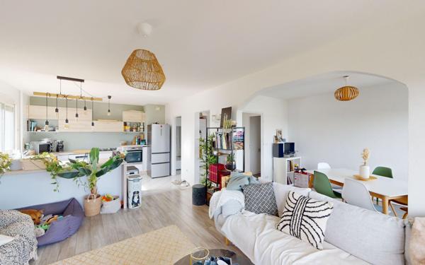 Appartement à vendre    4 pièces • 80,76 m2 Lyon 9