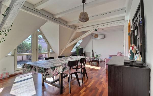 Appartement à vendre    3 pièces • 120 m2 Erstein