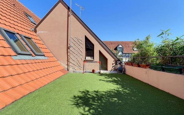 Appartement à vendre    3 pièces • 120 m2 Erstein