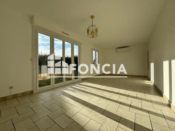 Location Maison 4 pièces 77 m² - 52 RUE DES TISSERANDS Allonnes 72700