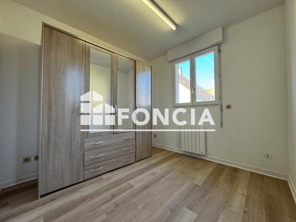 Location Maison 4 pièces 77 m² - 52 RUE DES TISSERANDS Allonnes 72700