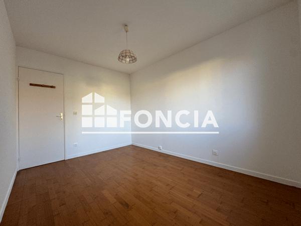 Location Maison 4 pièces 77 m² - 52 RUE DES TISSERANDS Allonnes 72700