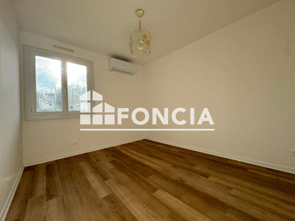 Location Maison 4 pièces 77 m² - 52 RUE DES TISSERANDS Allonnes 72700