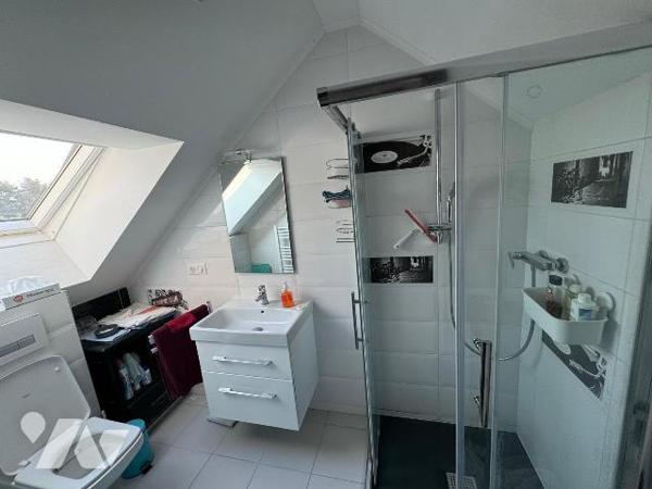 Idéal investisseur – Saint-Genis-Pouilly
Découvrez ce charmant duplex de 51 m², entièrement rénové.