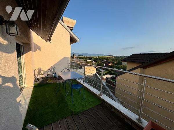 Idéal investisseur – Saint-Genis-Pouilly
Découvrez ce charmant duplex de 51 m², entièrement rénové.