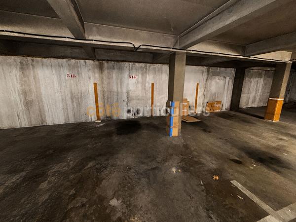 Location
                Appartement81,11 m² - 3 Pièces -
                    CLERMONT FERRAND (63000)