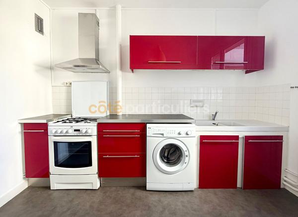 Location
                Appartement81,11 m² - 3 Pièces -
                    CLERMONT FERRAND (63000)