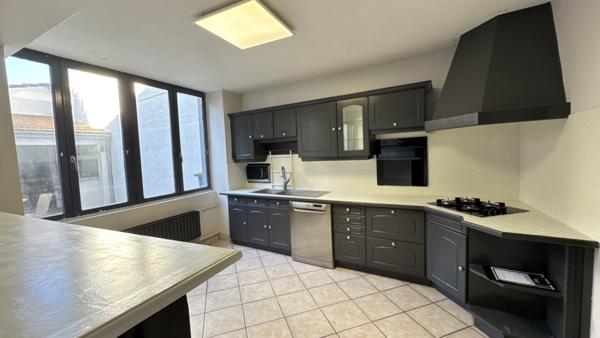 Saint-Étienne (42100) Appartement duplex de 180m2 avec terrasse