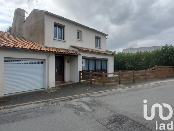 Maison à vendre 4 pièces 123 m² Saint-Pierre-du-Chemin