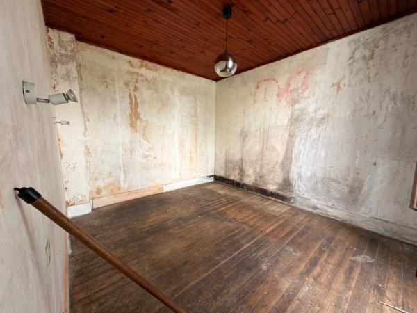 Maison 2 pièces avec jardin, sous-sol total et 2 garages – Thiverny (60)