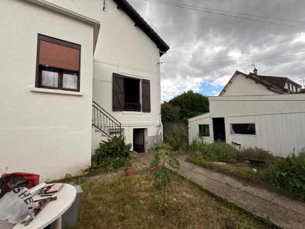 Maison 2 pièces avec jardin, sous-sol total et 2 garages – Thiverny (60)
