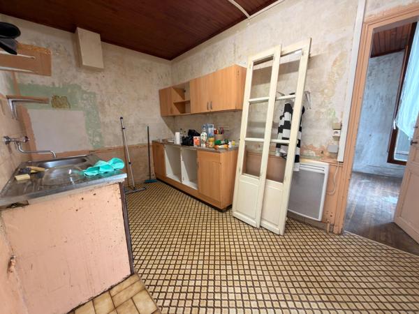 Maison 2 pièces avec jardin, sous-sol total et 2 garages – Thiverny (60)